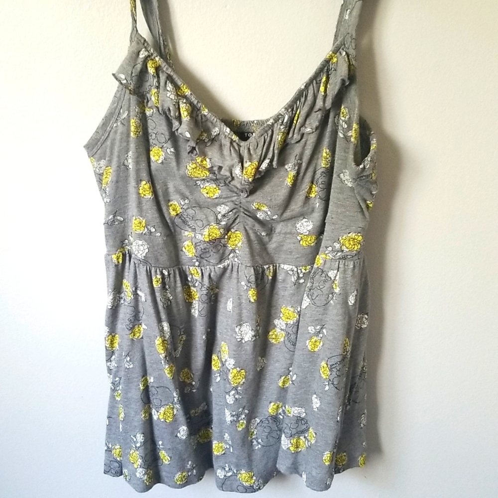 Torrid tank with yellow flowers and skulls. Ruffle neckline